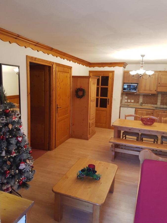 Appartement Le Pic Blanc Oz Εξωτερικό φωτογραφία